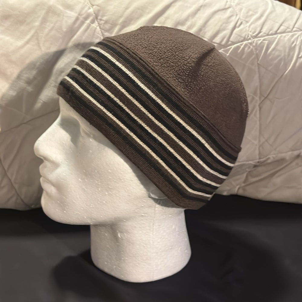 Columbia knit and fleece hat